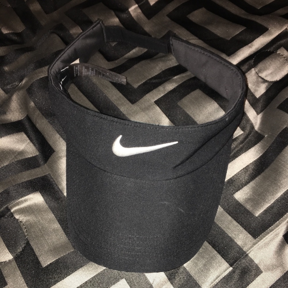 Nike black visor